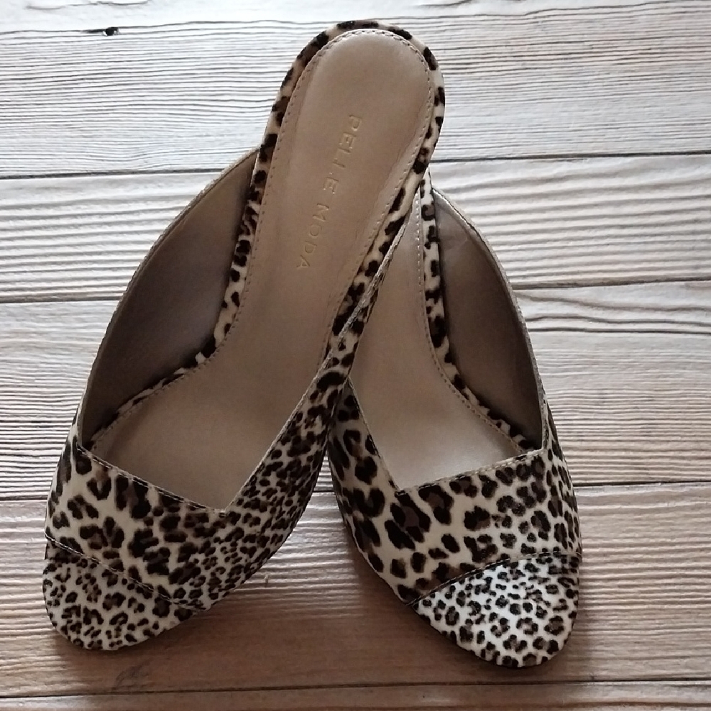 Pelle Moda Animal Print Slingback Mules